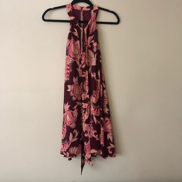 Show Me Your Mumu Tess Paisley Tie Neck Mini Dress Wine Red size Medium - Picture 3 of 9